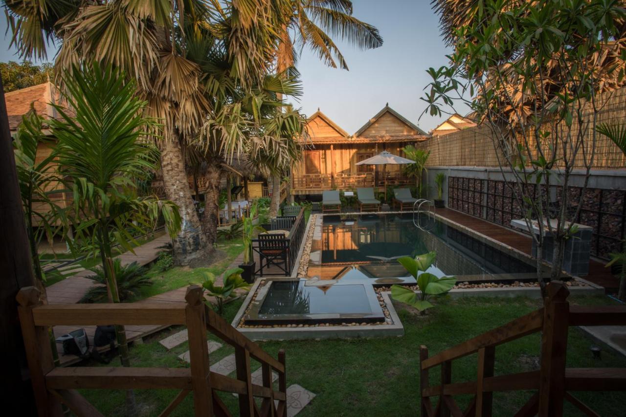 The Wood Family Retreat Hotel Phumi Trapeang Rung Exterior photo