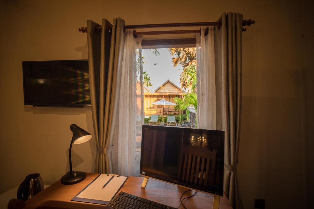 The Wood Family Retreat Hotel Phumi Trapeang Rung Exterior photo